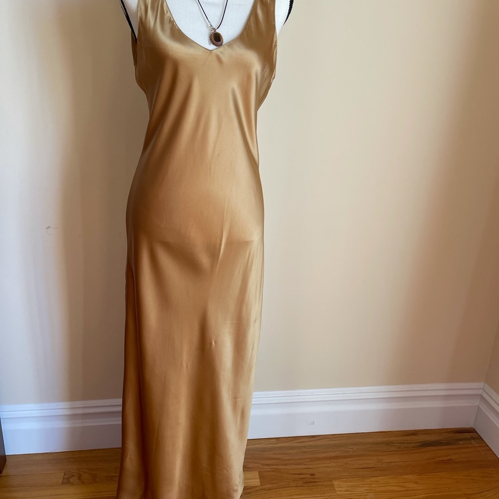 New with tags nili Lotan slip dress vneck , gold color. Size L